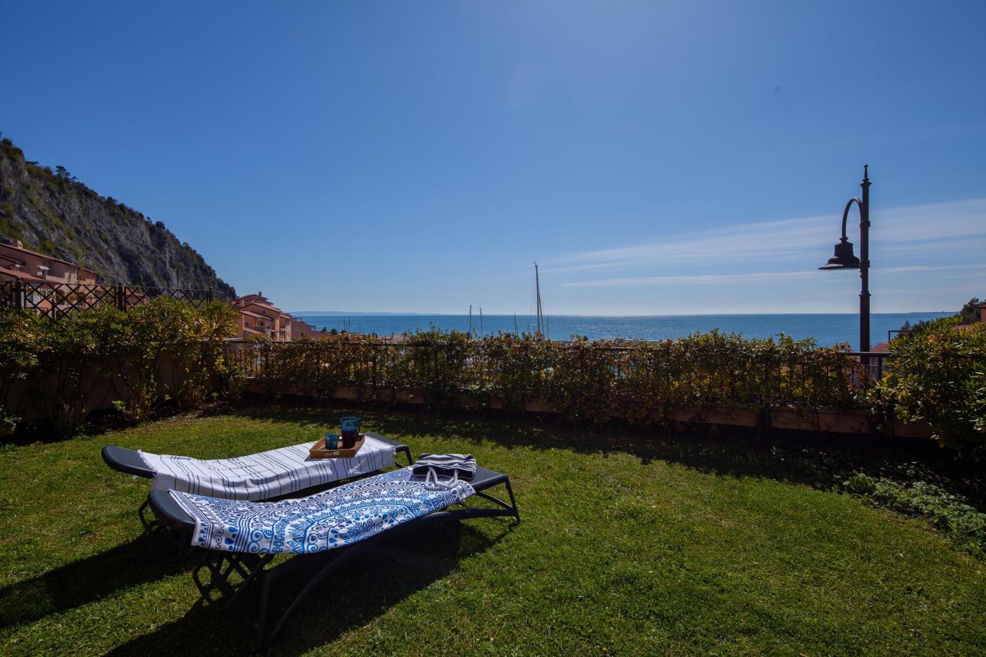 Portopiccolo Apartments Sistiana Exterior photo